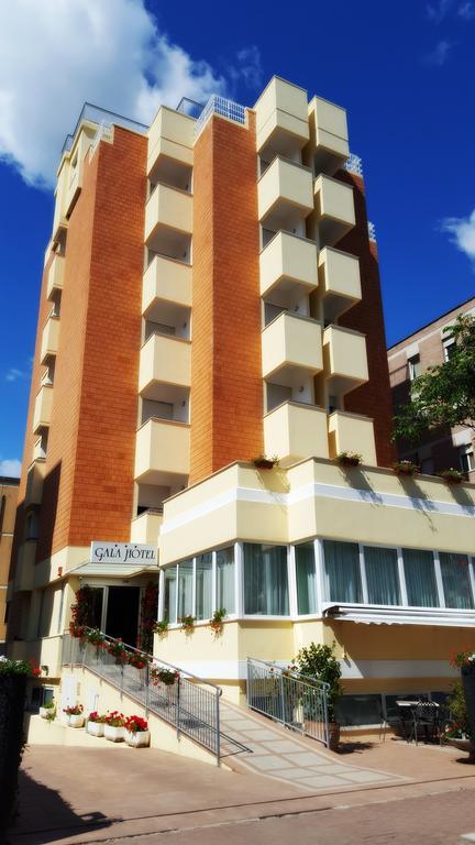 Hotel Gala Pesaro Exterior foto