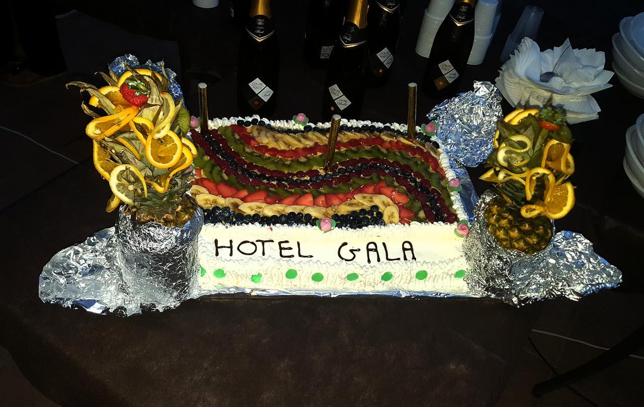 Hotel Gala Pesaro Exterior foto
